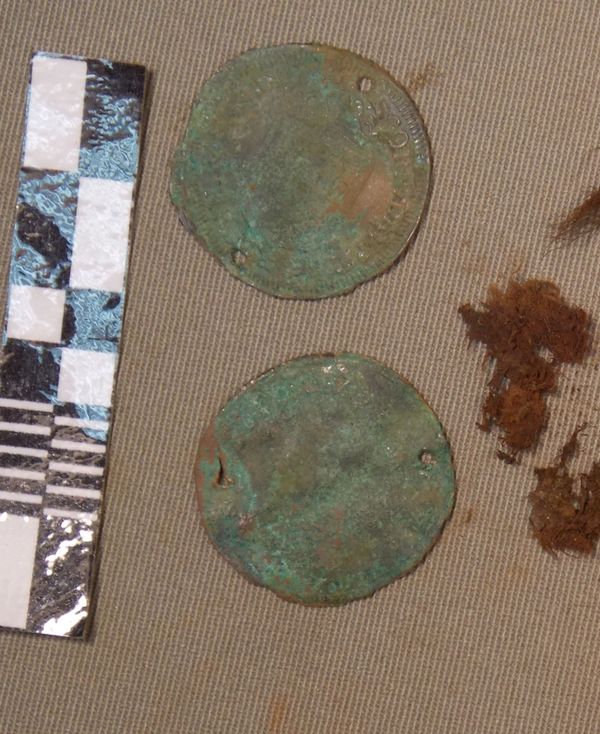Counting tokens with a portrait of Louis XIV King of France and Navarre Counting tokens with a portrait of Louis XIV King of France and Navarre - Sputnik International