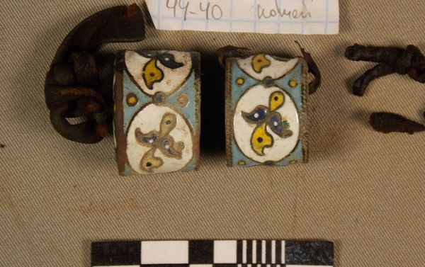 Handles of the knifes with enamel applications of Russian production (19th century) Handles of the knifes with enamel applications of Russian production (19th century) - Sputnik International