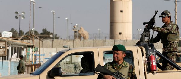 (File) Afghan National Army (ANA) soldiers keep watch outside the Bagram Airfield entrance gate, after an explosion at the NATO air base, north of Kabul, Afghanistan November 12, 2016. - Sputnik International