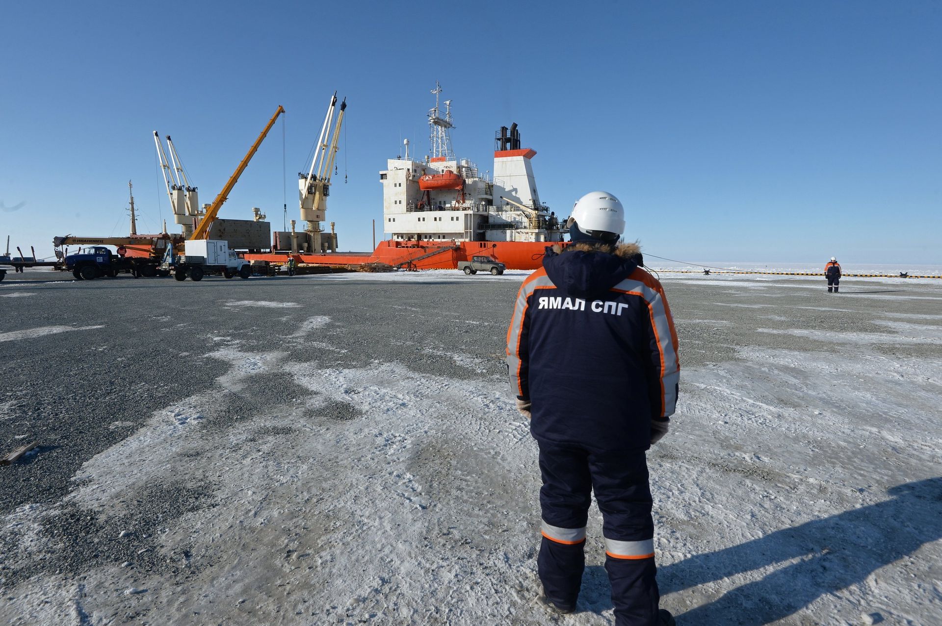 Liquefied natural gas (LNG) plant construction in Yamal, Russia. - Sputnik International, 1920, 22.07.2023