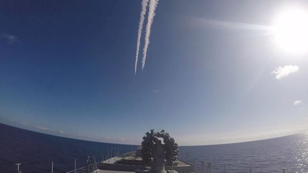Russian Aircraft Carrier, Frigate Unleash Hell Upon Terrorists in Syria - Sputnik International