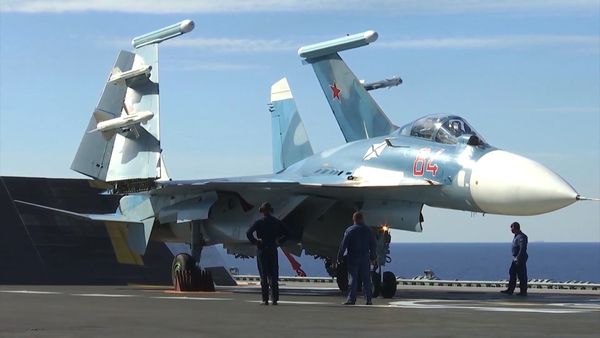 Russian Aircraft Carrier, Frigate Unleash Hell Upon Terrorists in Syria - Sputnik International