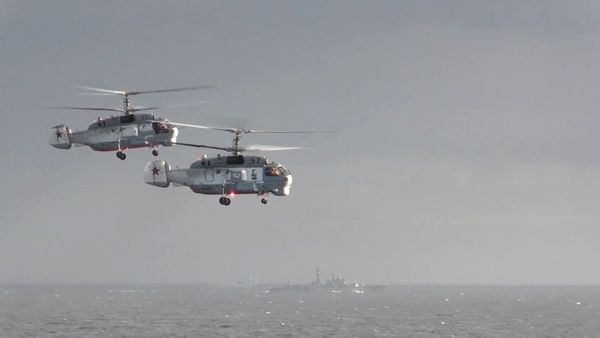Russian Aircraft Carrier, Frigate Unleash Hell Upon Terrorists in Syria - Sputnik International