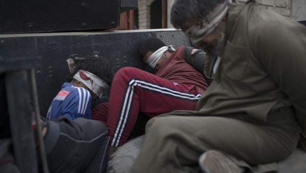Men accused of being Islamic State militants ride on the back of an Iraqi special forces armored vehicle after being captured in Mosul, Iraq, Wednesday, Nov. 16, 2016 Men accused of being Islamic State militants ride on the back of an Iraqi special forces armored vehicle after being captured in Mosul, Iraq, Wednesday, Nov. 16, 2016 - Sputnik International