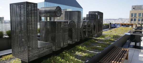 A sculpture is seen on a terrace outside the offices of LinkedIn Thursday, Sept. 22, 2016, in San Francisco - Sputnik International