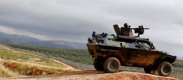 A Turkish soldier on armoured military vehicle patrols the border between Turkey and Syria, near the southeastern village of Besarslan, in Hatay province, Turkey, November 1, 2016 A Turkish soldier on armoured military vehicle patrols the border between Turkey and Syria, near the southeastern village of Besarslan, in Hatay province, Turkey, November 1, 2016 - Sputnik International