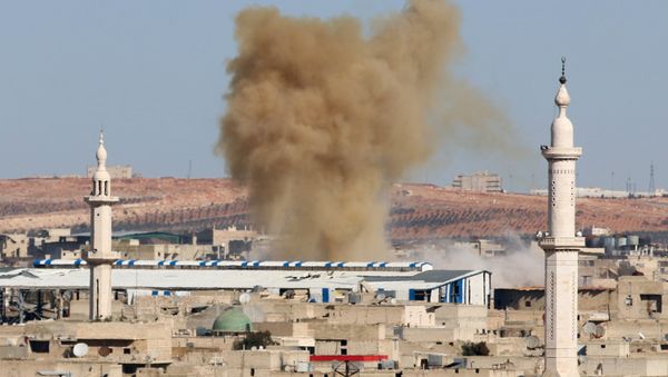 Smoke rises from a militant held neighbourhood of Aleppo, Syria November 17, 2016 Smoke rises from a militant held neighbourhood of Aleppo, Syria November 17, 2016 - Sputnik International