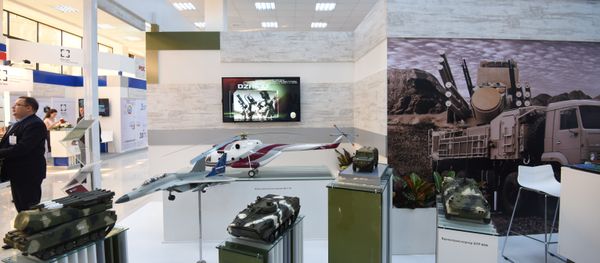 Rosoboronexport display stand - Sputnik International