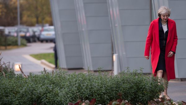 Britain's Prime Minister Theresa May visits the Wellcome Genome Campus in Cambridge, Britain November 21, 2016. - Sputnik International