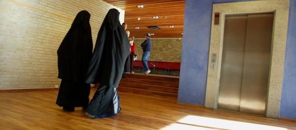 Muslim girls. (File) Muslim girls. (File) - Sputnik International