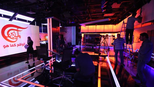 A general view of the newsroom of Al-Mayadeen, a new pan Arab satellite TV station which is launching broadcasts from Beirut, Lebanon (File) A general view of the newsroom of Al-Mayadeen, a new pan Arab satellite TV station which is launching broadcasts from Beirut, Lebanon (File) - Sputnik International