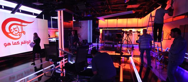 A general view of the newsroom of Al-Mayadeen, a new pan Arab satellite TV station which is launching broadcasts from Beirut, Lebanon (File) - Sputnik International
