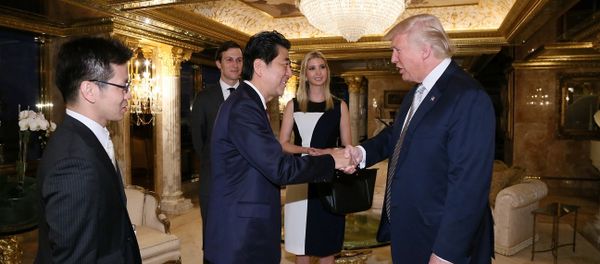 Japan's Prime Minister Shinzo Abe meets with U.S. President-elect Donald Trump (R) at Trump Tower in Manhattan, New York, U.S., November 17, 2016 Japan's Prime Minister Shinzo Abe meets with U.S. President-elect Donald Trump (R) at Trump Tower in Manhattan, New York, U.S., November 17, 2016 - Sputnik International