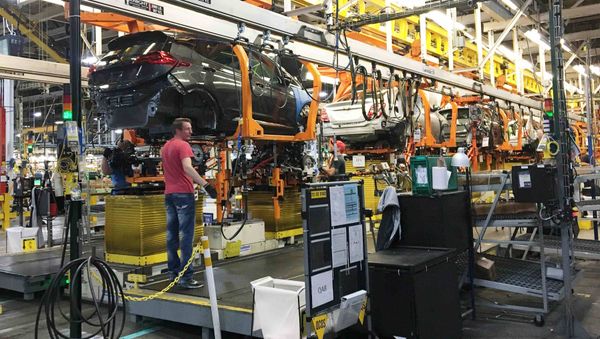 Workers assemble Chevy Volt EV cars at the General Motors assembly plant in Orion Township, Michigan, U.S. November 4, 2016 Workers assemble Chevy Volt EV cars at the General Motors assembly plant in Orion Township, Michigan, U.S. November 4, 2016 - Sputnik International