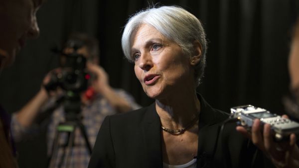 Green party presidential candidate Jill Stein answers questions from members of the media during a campaign stop at Humanist Hall in Oakland, Calif. on Thursday, Oct. 6, 2016 Green party presidential candidate Jill Stein answers questions from members of the media during a campaign stop at Humanist Hall in Oakland, Calif. on Thursday, Oct. 6, 2016 - Sputnik International