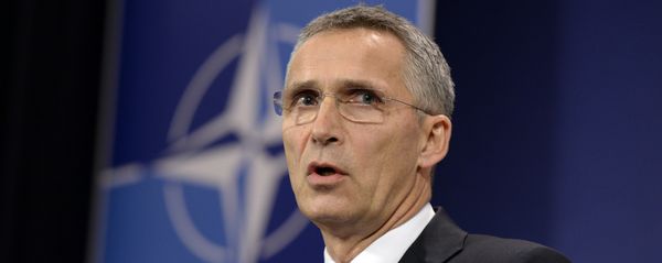 NATO Secretary-General Jens Stoltenberg delivers a press conference after a NATO defence ministers' meeting at the NATO headquarters in Brussels on October 27, 2016 - Sputnik International