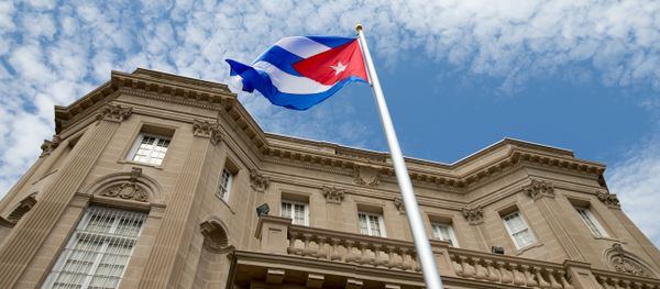 The Cuban flag is raised over their new embassy in Washington, DC (File) - Sputnik International