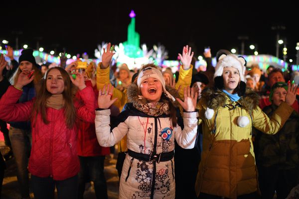 Moscow Kicks Off Winter Season With Opening of Colorful Skating Rinks Moscow Kicks Off Winter Season With Opening of Colorful Skating Rinks - Sputnik International