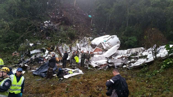 Plane With Brazilian Football Players Crashes in Colombia - Sputnik International