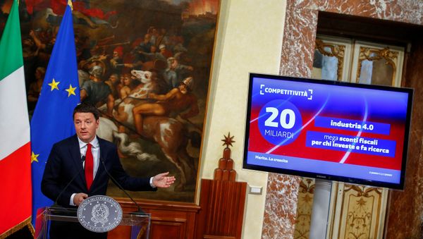 Italy's Prime Minister Matteo Renzi speaks during a news conference at the Chigi Palace in Rome Italy's Prime Minister Matteo Renzi speaks during a news conference at the Chigi Palace in Rome - Sputnik International