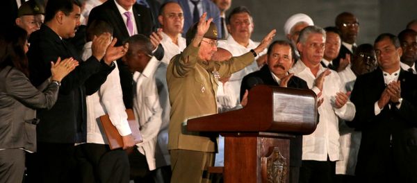 Cuban President Raul Castro acknowledges the applause from the crowd as he attends a massive tribute to Cuba's late President Fidel Castro in Revolution Square in Havana, Cuba, November 29, 2016. Cuban President Raul Castro acknowledges the applause from the crowd as he attends a massive tribute to Cuba's late President Fidel Castro in Revolution Square in Havana, Cuba, November 29, 2016. - Sputnik International