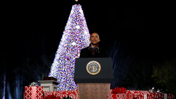 U.S. President Barack Obama delivers remarks at his final National Christmas Tree lighting as sitting president in Washington, U.S. December 1, 2016 U.S. President Barack Obama delivers remarks at his final National Christmas Tree lighting as sitting president in Washington, U.S. December 1, 2016 - Sputnik International