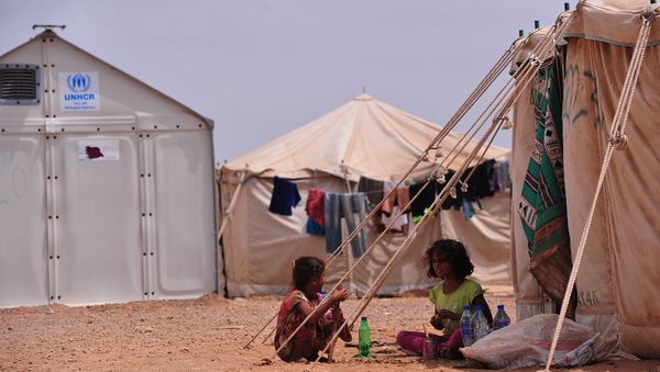 Yemeni refugees girls play outside a tent at the UNHCR Obock camp, hosting nearly 2,800 refugees on March 26, 2016 in Obock, Djibouti Yemeni refugees girls play outside a tent at the UNHCR Obock camp, hosting nearly 2,800 refugees on March 26, 2016 in Obock, Djibouti - Sputnik International