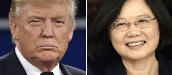 (FILES) This combo of file photos shows Republican presidential candidate Donald Trump (L) in St. Louis, Missouri on October 9, 2016 and Taiwan's President Tsai Ing-wen in Panama City on June 27, 2016 (FILES) This combo of file photos shows Republican presidential candidate Donald Trump (L) in St. Louis, Missouri on October 9, 2016 and Taiwan's President Tsai Ing-wen in Panama City on June 27, 2016 - Sputnik International