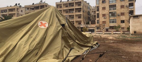 Russian defense ministry's mobile hospital in Aleppo comes under gunfire attack - Sputnik International
