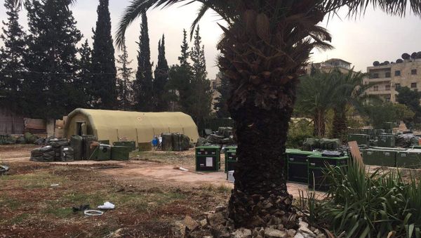 Russian defense ministry's mobile hospital in Aleppo comes under gunfire attack Russian defense ministry's mobile hospital in Aleppo comes under gunfire attack - Sputnik International