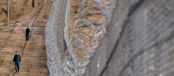 border fence border fence - Sputnik International