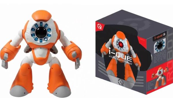 iQue Intelligent Robot - Sputnik International