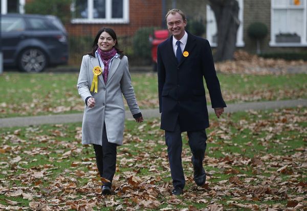 Liberal Democrats winner of the Richmond Park by-election, Sarah Olney, arrives to celebrate her victory with party leader Tim Farron (R) on Richmond Green in London, Britain December 2, 2016. Liberal Democrats winner of the Richmond Park by-election, Sarah Olney, arrives to celebrate her victory with party leader Tim Farron (R) on Richmond Green in London, Britain December 2, 2016. - Sputnik International