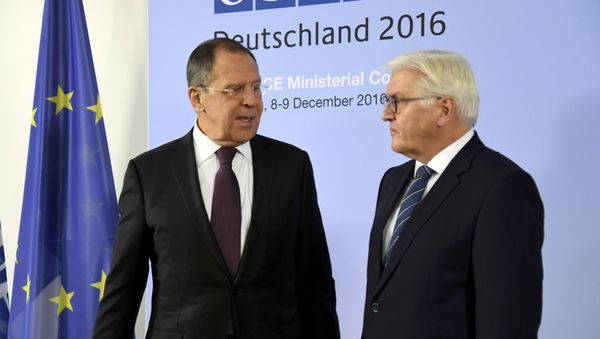German Foreign Minister Frank-Walter Steinmeier (R) welcomes his Russian counterpart Sergey Lavrov at the 23rd OSCE Ministerial Council organized by Germany's OSCE Chairmanship in Hamburg, Germany December 8, 2016. German Foreign Minister Frank-Walter Steinmeier (R) welcomes his Russian counterpart Sergey Lavrov at the 23rd OSCE Ministerial Council organized by Germany's OSCE Chairmanship in Hamburg, Germany December 8, 2016. - Sputnik International