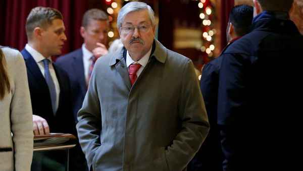 Governor of Iowa Terry Branstad arrives to meet with U.S. President-elect Donald Trump at Trump Tower in Manhattan, New York City, U.S - Sputnik International