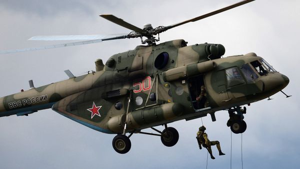 A landing party from an MI-8 helicopter - Sputnik International