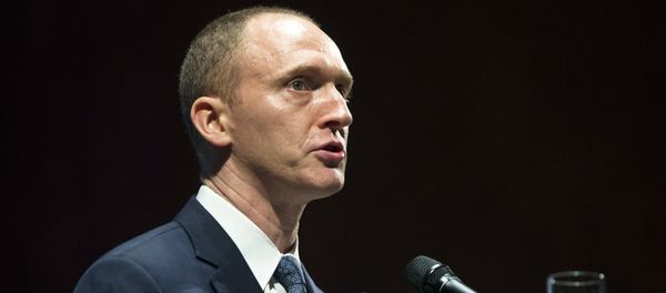 Carter Page, an adviser to U.S. Republican presidential candidate Donald Trump, speaks at the graduation ceremony for the New Economic School in Moscow, Russia. (File) - Sputnik International