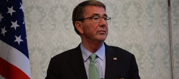 US Defence Secretary Ashton Carter addresses a joint press conference with Afghan President Ashraf Ghani at the Presidential Palace in Kabul - Sputnik International