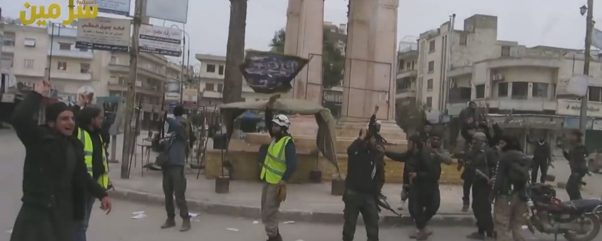 White Helmets, seen here celebrating with al-Nusra extremists - Sputnik International, 1920, 28.03.2025