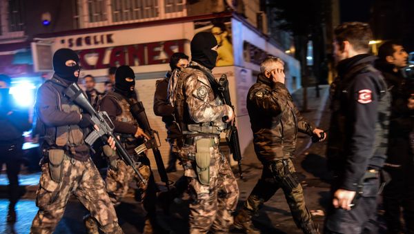 Turkish special force police officers patrol streets after a car bomb exploded near the stadium of football club Besiktas in Istanbul on December 10, 2016 Turkish special force police officers patrol streets after a car bomb exploded near the stadium of football club Besiktas in Istanbul on December 10, 2016 - Sputnik International