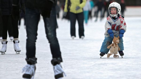 Outdoor skating rink - Sputnik International