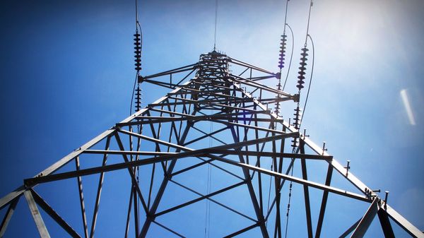 Power line - Sputnik International