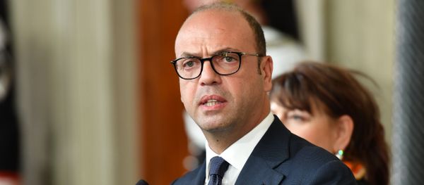 Angelino Alfano, Interior Prime Minister and leader of the New Center Right party speaks during a press point following a meeting with Italy's President Sergio Mattarella on December 10, 2016 at the Quirinale Palace in Rome Angelino Alfano, Interior Prime Minister and leader of the New Center Right party speaks during a press point following a meeting with Italy's President Sergio Mattarella on December 10, 2016 at the Quirinale Palace in Rome - Sputnik International