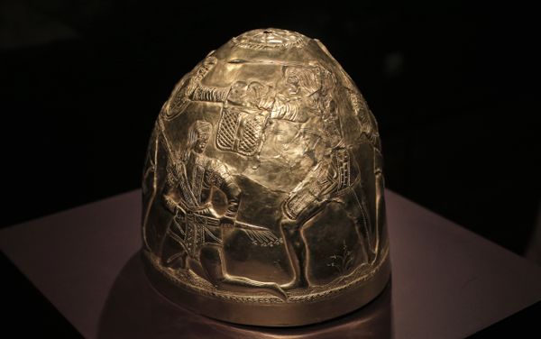 A Scythian gold helmet from the fourth century B.C. is displayed as part of the exhibit called The Crimea - Gold and Secrets of the Black Sea, at Allard Pierson historical museum in Amsterdam Friday April 4, 2014 A Scythian gold helmet from the fourth century B.C. is displayed as part of the exhibit called The Crimea - Gold and Secrets of the Black Sea, at Allard Pierson historical museum in Amsterdam Friday April 4, 2014 - Sputnik International