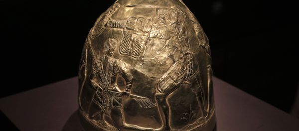 A Scythian gold helmet from the fourth century B.C. is displayed as part of the exhibit called The Crimea - Gold and Secrets of the Black Sea, at Allard Pierson historical museum in Amsterdam Friday April 4, 2014 A Scythian gold helmet from the fourth century B.C. is displayed as part of the exhibit called The Crimea - Gold and Secrets of the Black Sea, at Allard Pierson historical museum in Amsterdam Friday April 4, 2014 - Sputnik International