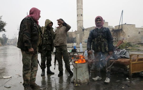Servicemen in the liberated district of eastern Aleppo Servicemen in the liberated district of eastern Aleppo - Sputnik International