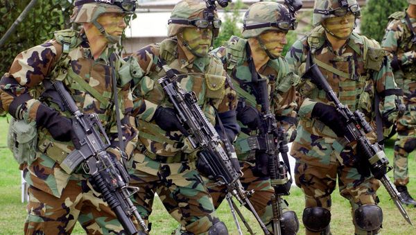 United States Forces Korea (USFK) soldiers line-up during a display of military equipment at Yongsan US military base in Seoul. (File) - Sputnik International
