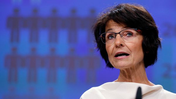 European Employment, Social Affairs, Skills and Labour Mobility Commissioner Marianne Thyssen addresses a news conference at the EU Commission headquarters in Brussels, Belgium, November 16, 2016. - Sputnik International