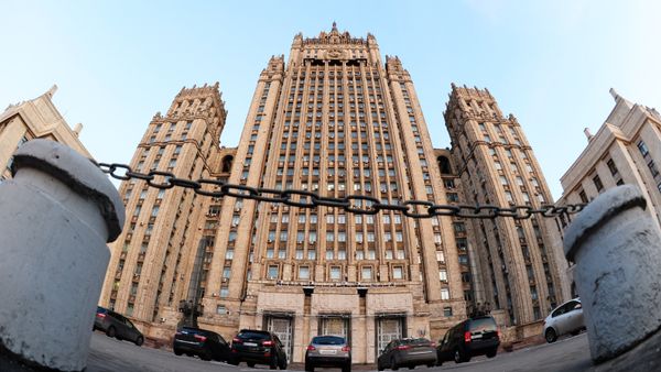 The Russian Ministry of Foreign Affairs on Smolenskaya-Sennaya Square in Moscow The Russian Ministry of Foreign Affairs on Smolenskaya-Sennaya Square in Moscow - Sputnik International