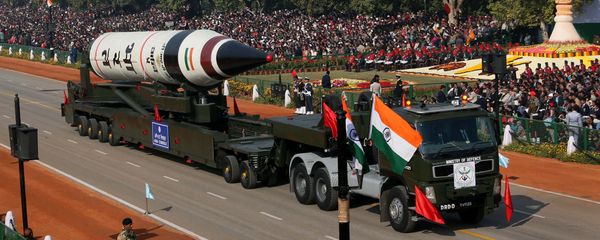 The long range ballistic Agni-V missile is displayed during Republic Day parade, in New Delhi, India. - Sputnik International